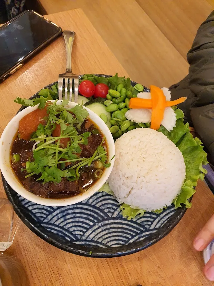 Soupe de Nouilles Au Boeuf Mariné